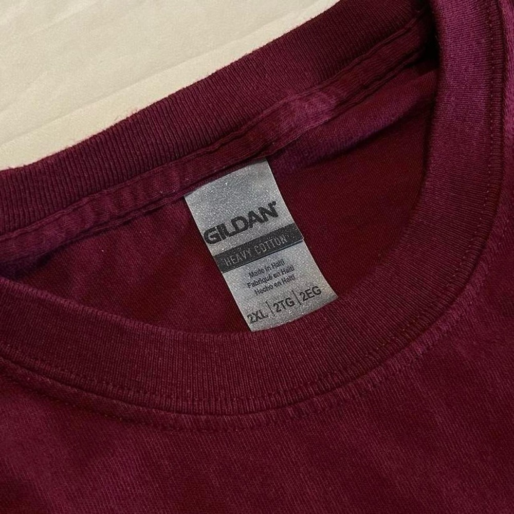 SOLD Gildan burgundy red racing graphic tee 2XL - Picture 3 of 6